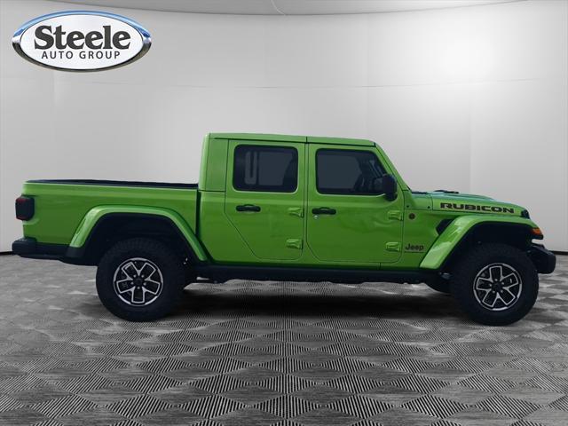 new 2025 Jeep Gladiator car, priced at $55,975