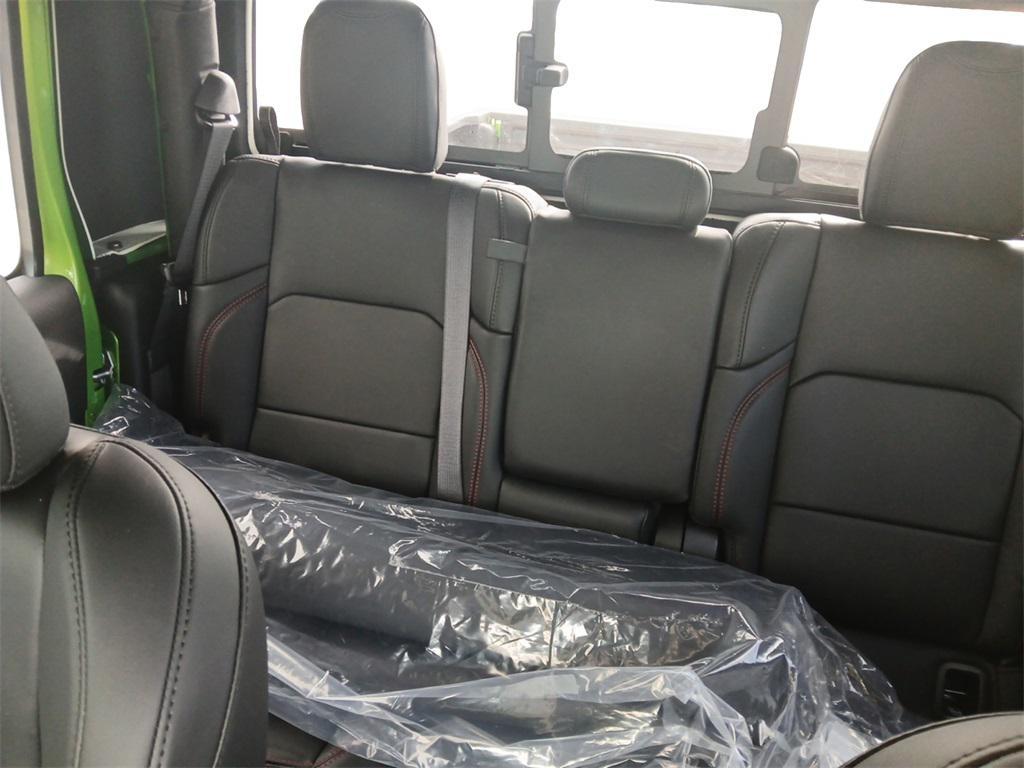 new 2025 Jeep Gladiator car, priced at $55,623