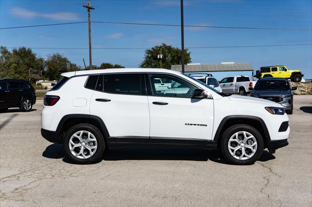 new 2024 Jeep Compass car, priced at $27,495