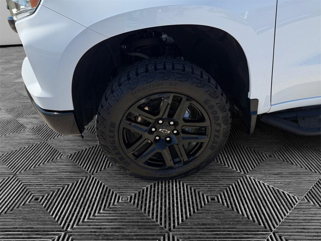 used 2024 Chevrolet Silverado 1500 car, priced at $52,777