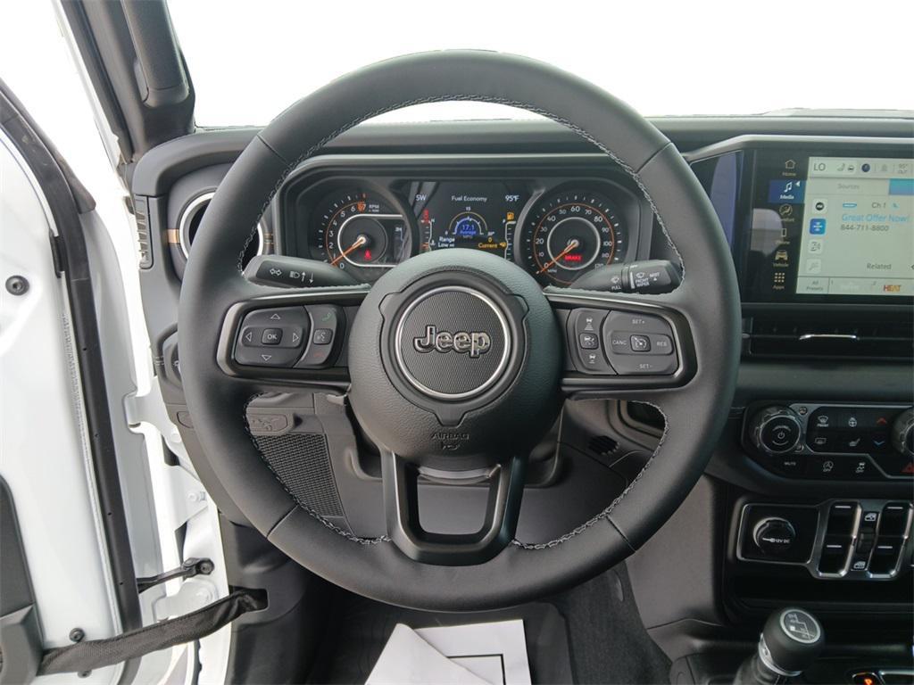 new 2025 Jeep Gladiator car, priced at $44,562