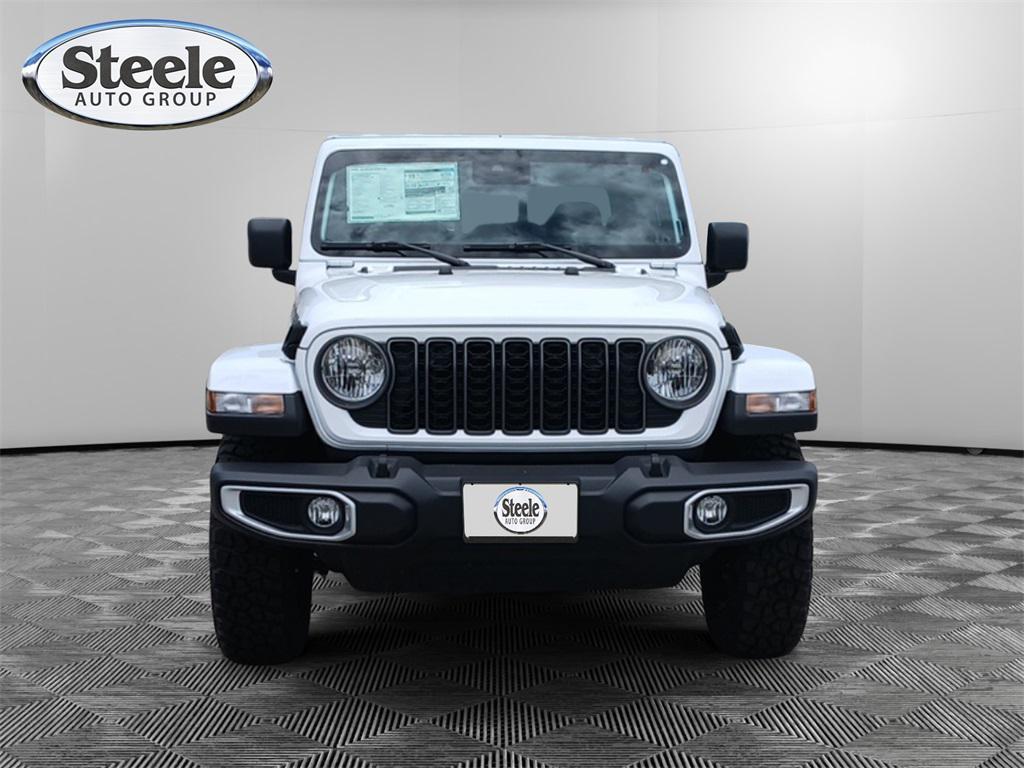 new 2025 Jeep Gladiator car, priced at $44,562