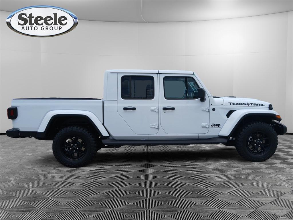 new 2025 Jeep Gladiator car, priced at $44,562