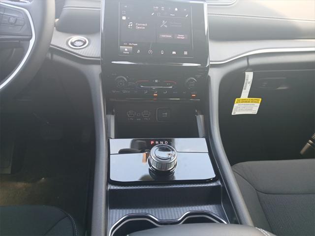 new 2024 Jeep Grand Cherokee car, priced at $41,830