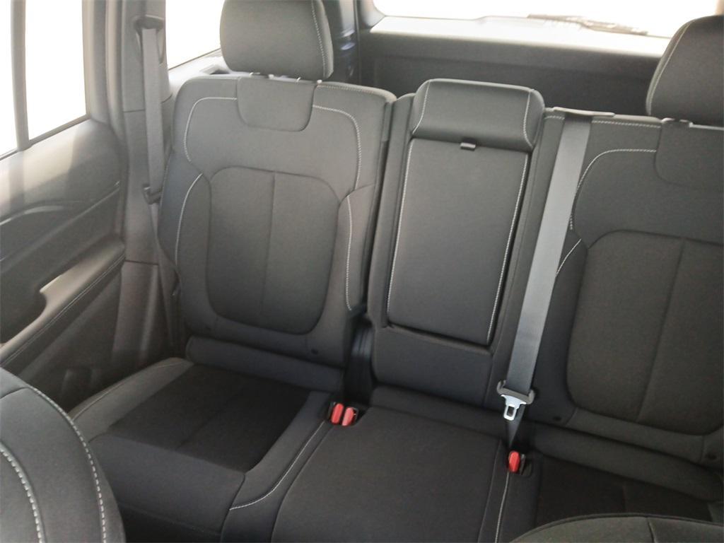 new 2024 Jeep Grand Cherokee car, priced at $35,123