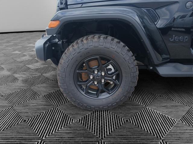 new 2025 Jeep Gladiator car, priced at $44,584