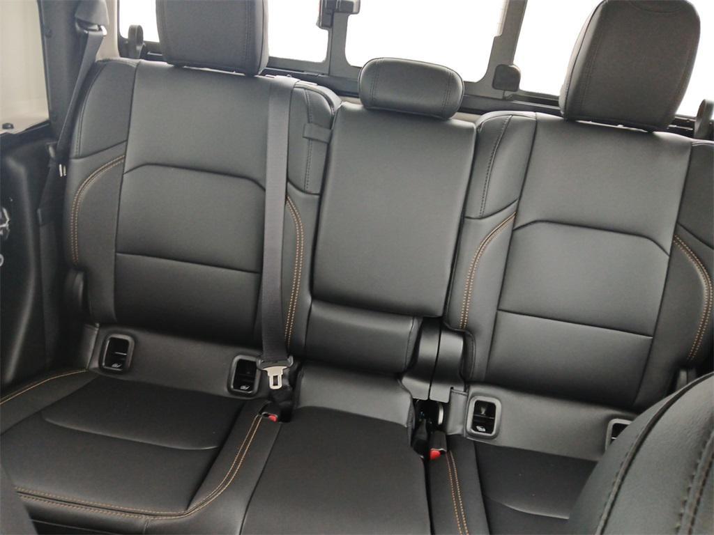 new 2025 Jeep Gladiator car, priced at $41,373