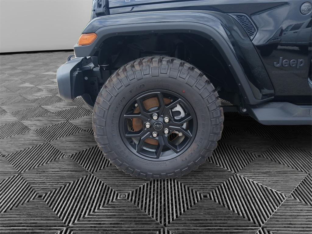 new 2025 Jeep Gladiator car, priced at $41,373