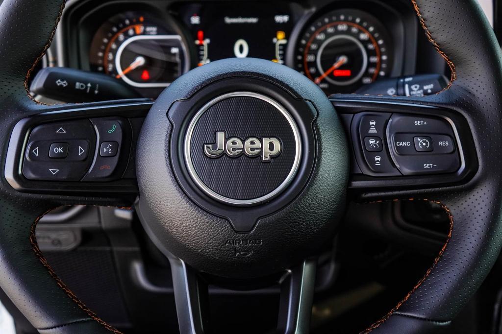 new 2024 Jeep Gladiator car, priced at $63,085