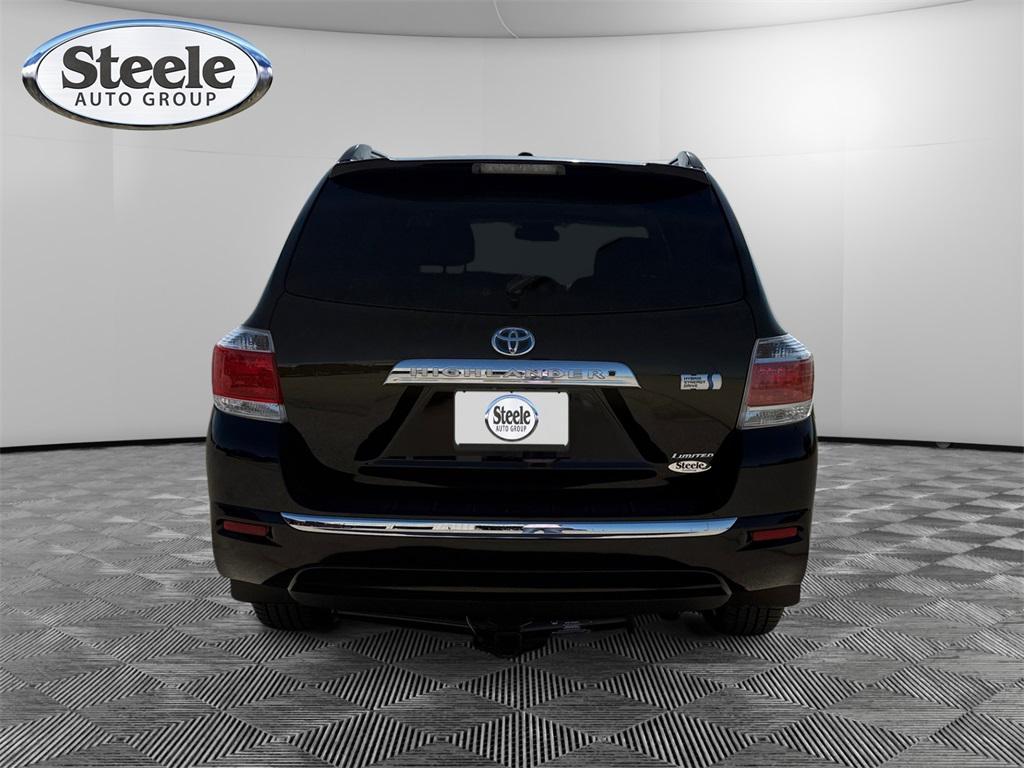 used 2013 Toyota Highlander Hybrid car, priced at $15,995