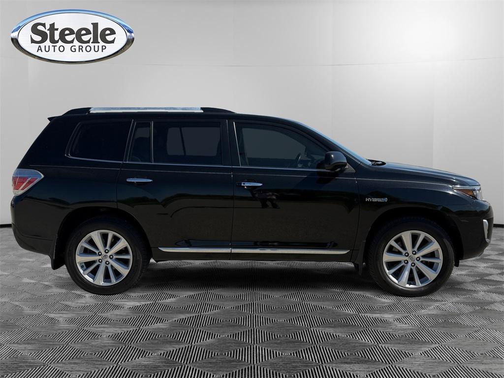 used 2013 Toyota Highlander Hybrid car, priced at $15,995