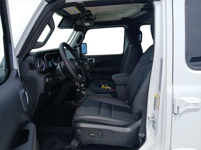 new 2025 Jeep Gladiator car, priced at $43,989