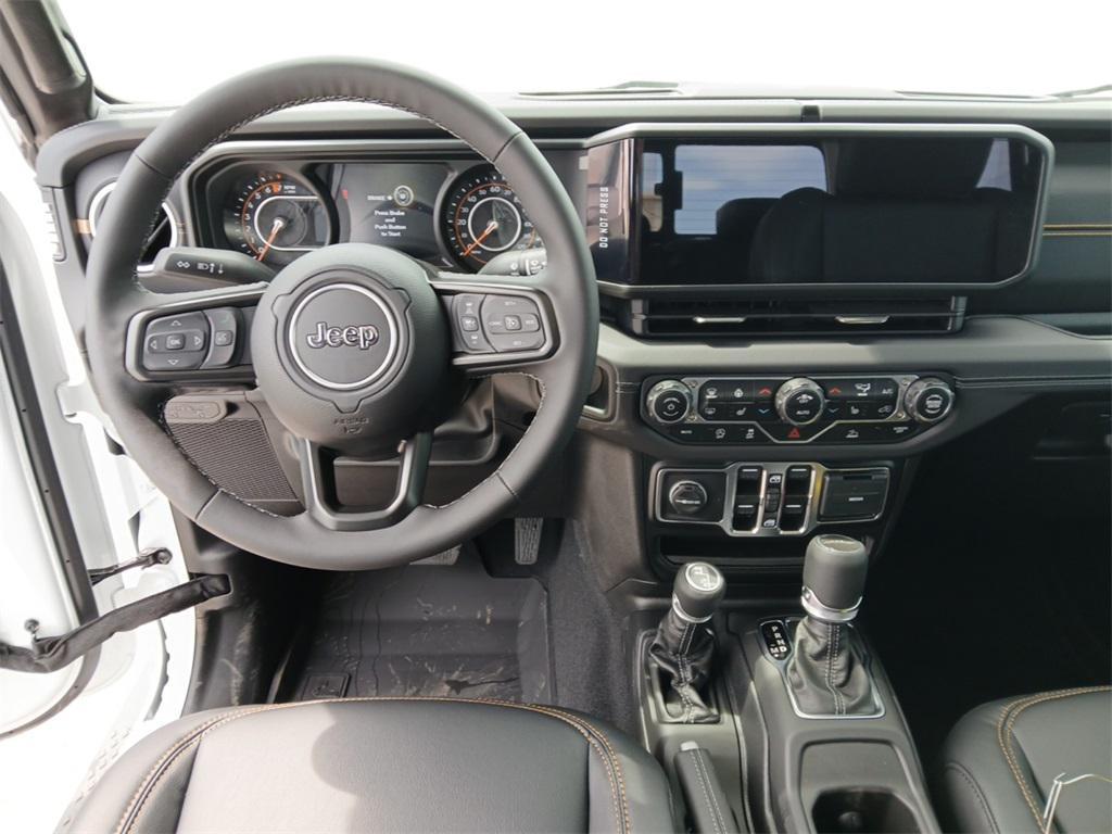 new 2025 Jeep Gladiator car, priced at $43,597