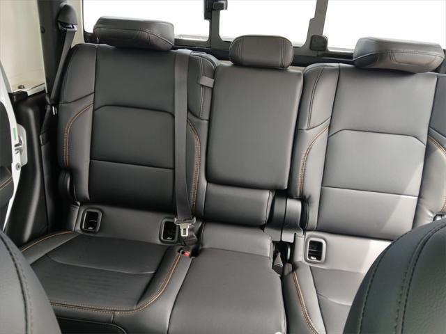 new 2025 Jeep Gladiator car, priced at $43,989