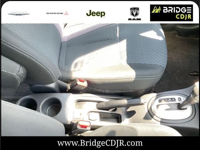 used 2015 Nissan Versa Note car, priced at $5,995
