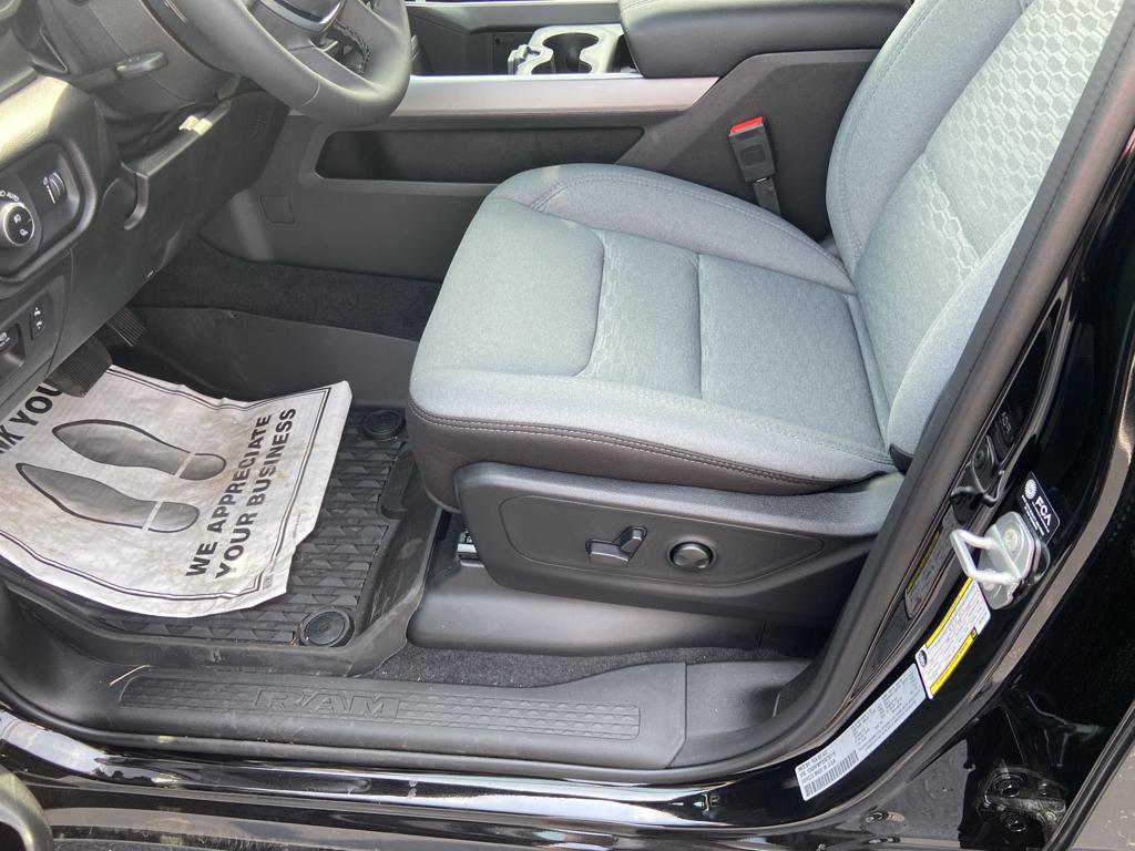 new 2025 Ram 1500 car, priced at $58,841