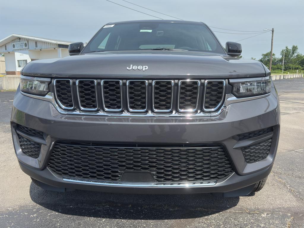 new 2025 Jeep Grand Cherokee car, priced at $45,165