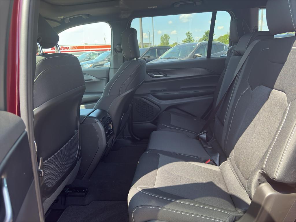 new 2025 Jeep Grand Cherokee L car, priced at $46,595