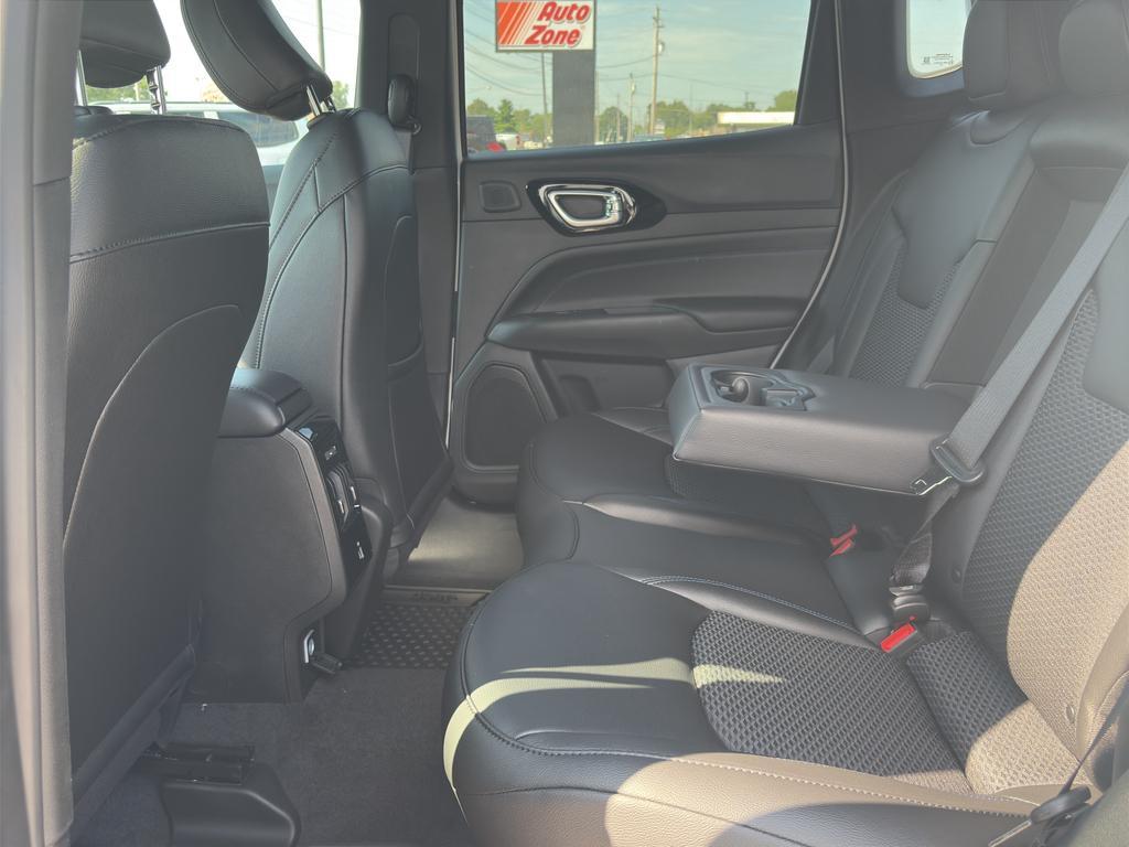 new 2025 Jeep Compass car, priced at $37,492