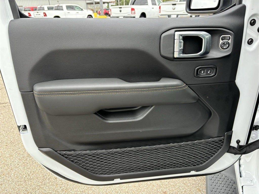 new 2024 Jeep Wrangler car, priced at $52,160