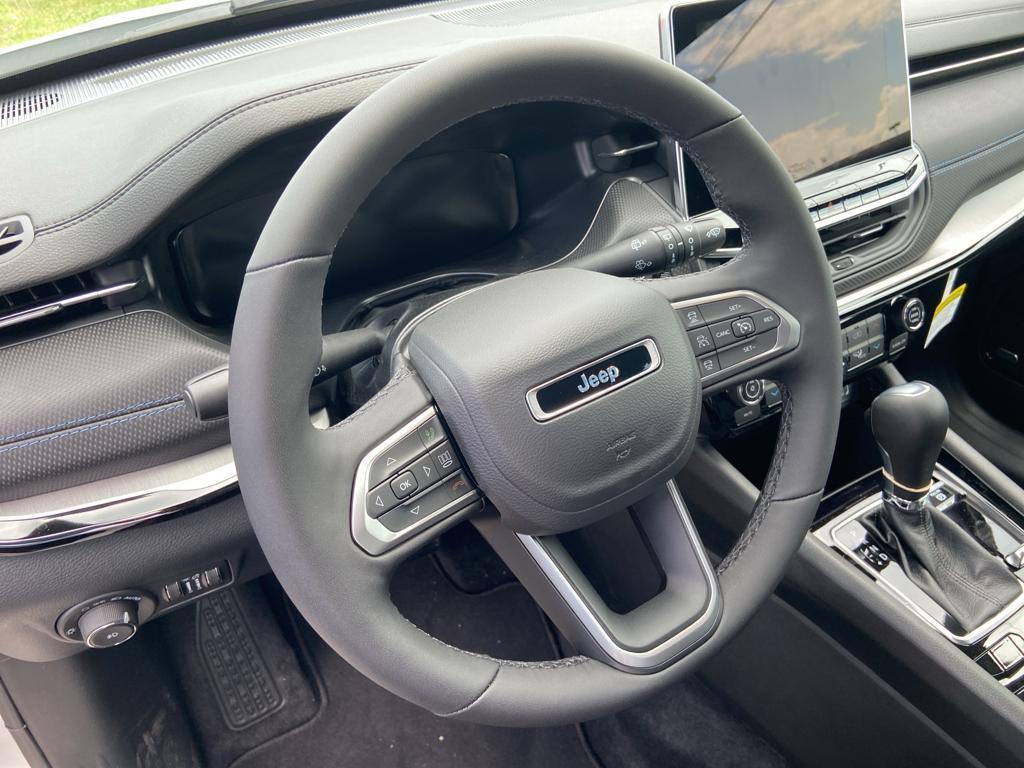 new 2025 Jeep Compass car, priced at $36,587