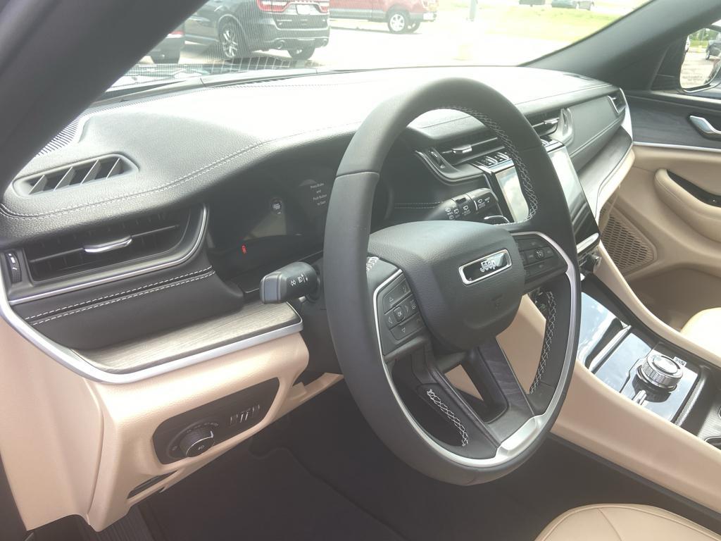 new 2025 Jeep Grand Cherokee L car, priced at $55,068