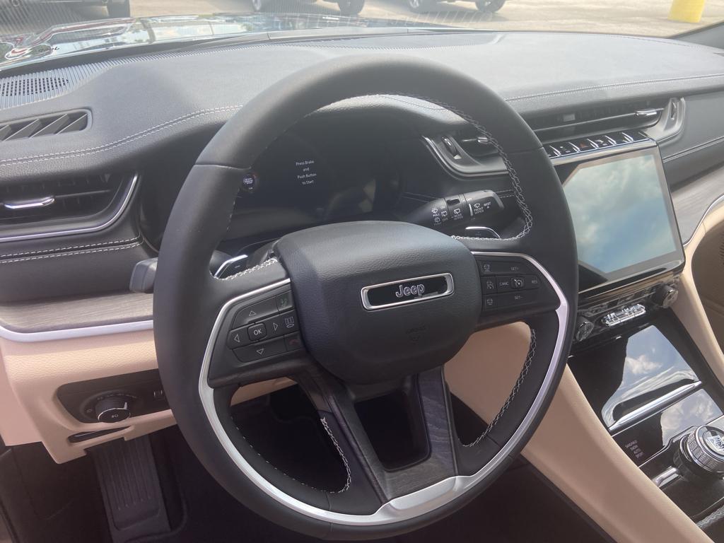 new 2025 Jeep Grand Cherokee L car, priced at $55,068