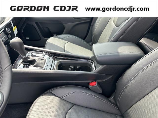 new 2024 Jeep Compass car, priced at $39,195