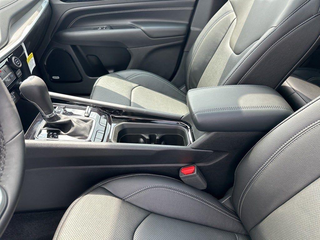 new 2024 Jeep Compass car, priced at $34,994