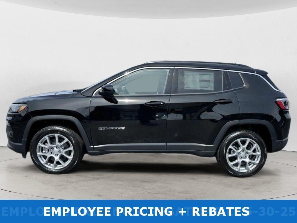 new 2024 Jeep Compass car, priced at $32,995