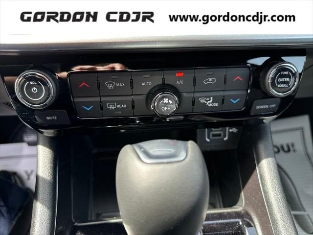 new 2024 Jeep Compass car, priced at $32,995