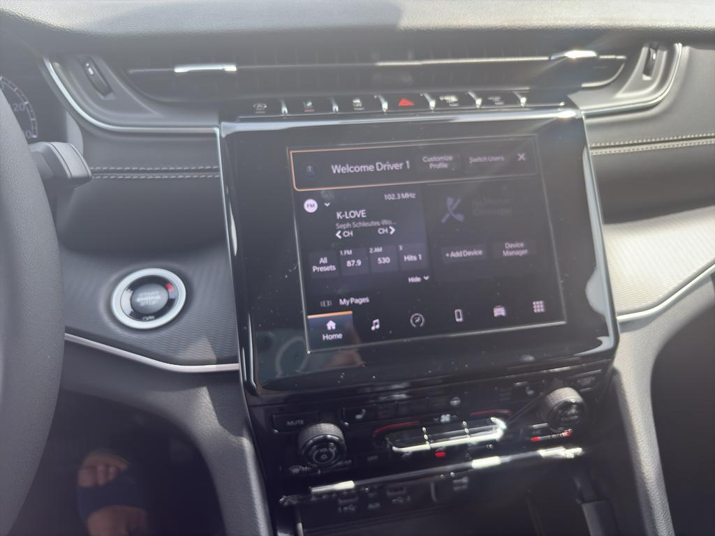 new 2025 Jeep Grand Cherokee car, priced at $44,170