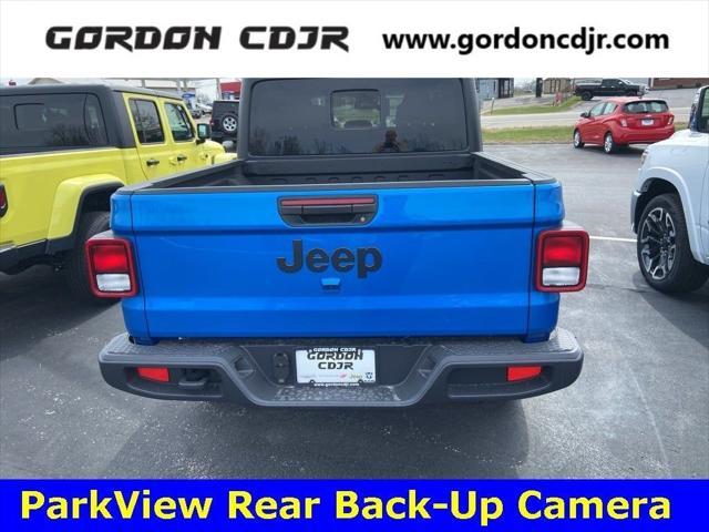 new 2025 Jeep Gladiator car, priced at $43,395