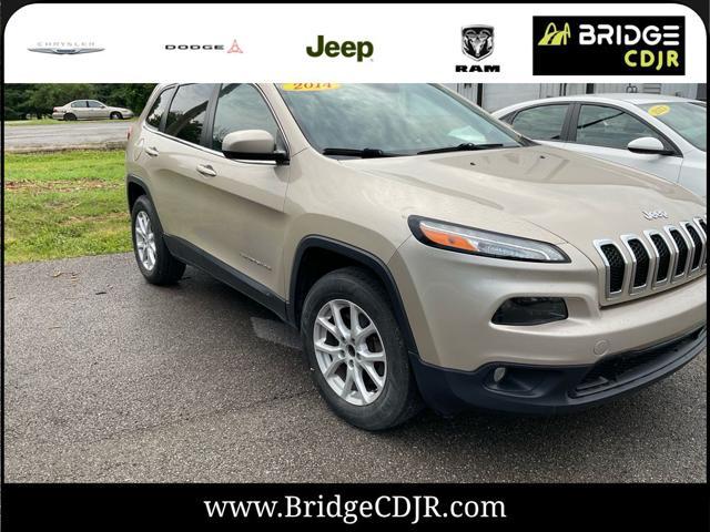 used 2014 Jeep Cherokee car, priced at $10,920