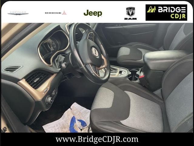 used 2014 Jeep Cherokee car, priced at $10,920