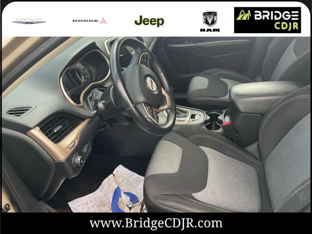 used 2014 Jeep Cherokee car, priced at $10,920