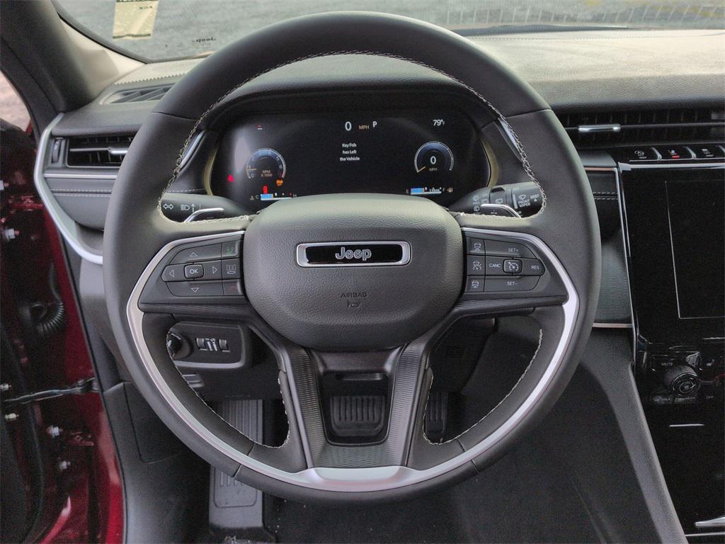 new 2025 Jeep Grand Cherokee car, priced at $44,405