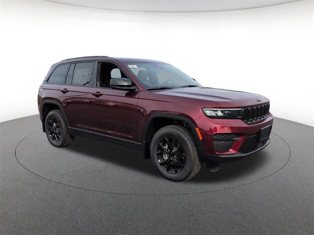 new 2025 Jeep Grand Cherokee car, priced at $44,405