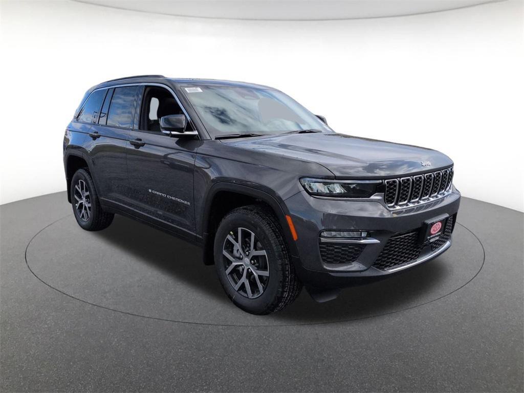 new 2025 Jeep Grand Cherokee car, priced at $48,185