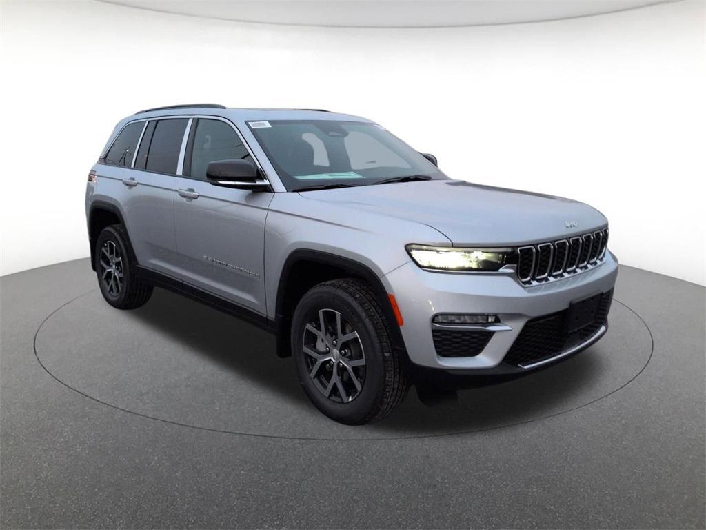 new 2025 Jeep Grand Cherokee car, priced at $48,185