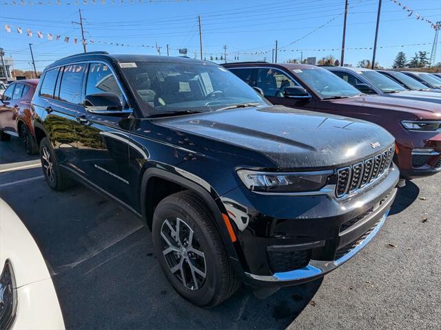 new 2024 Jeep Grand Cherokee L car, priced at $49,910