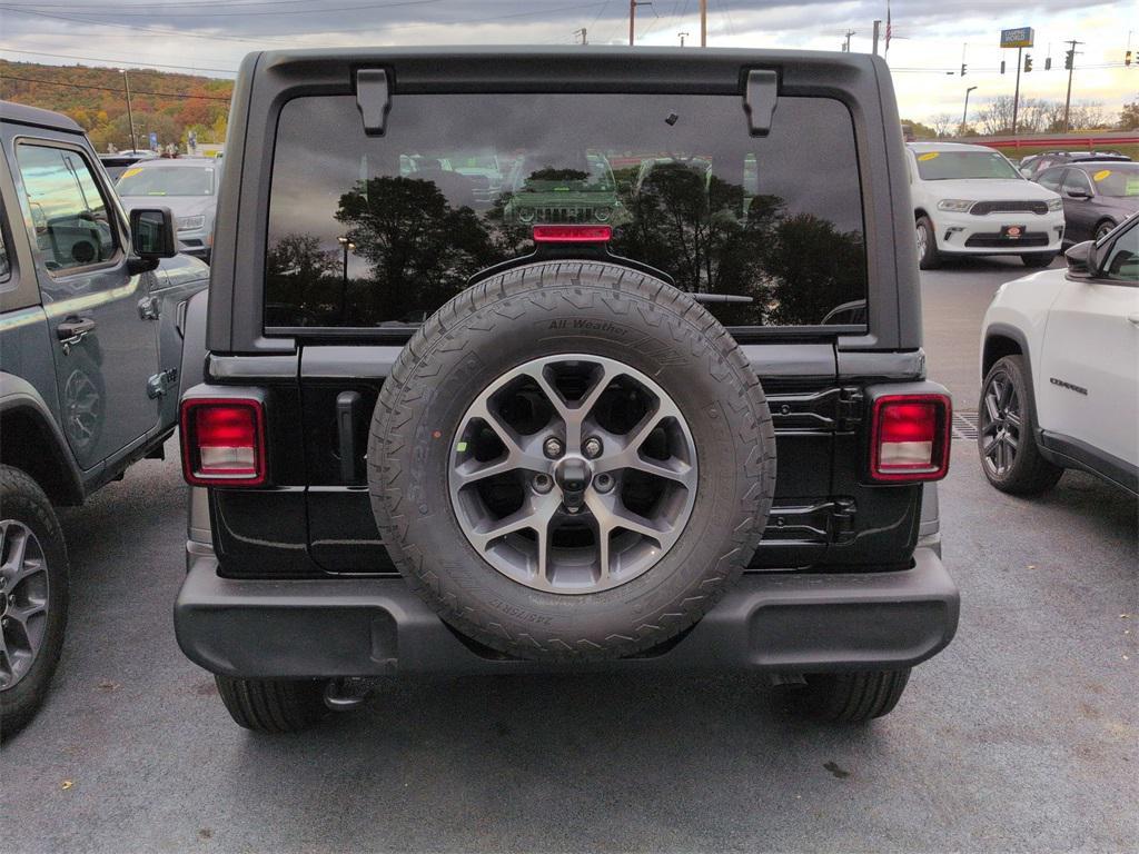 new 2026 Jeep Wrangler car, priced at $47,105