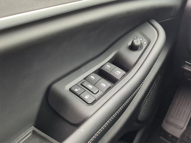 new 2025 Jeep Grand Cherokee car, priced at $45,801