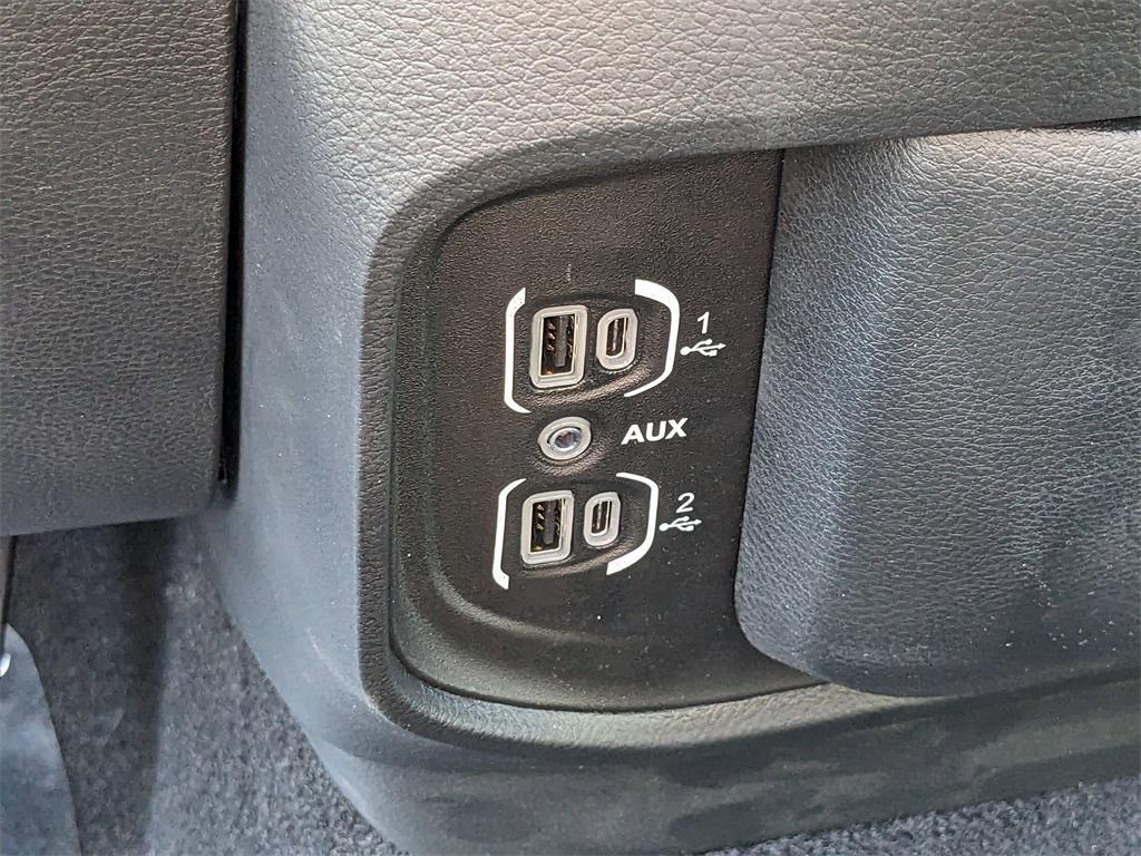 new 2025 Ram 1500 car, priced at $71,870