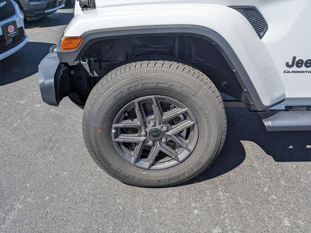 new 2024 Jeep Gladiator car, priced at $44,202