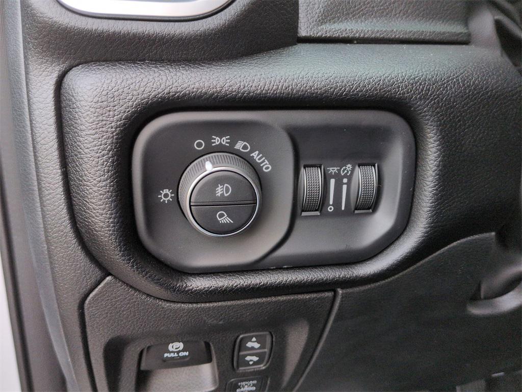 new 2026 Ram 1500 car, priced at $60,000