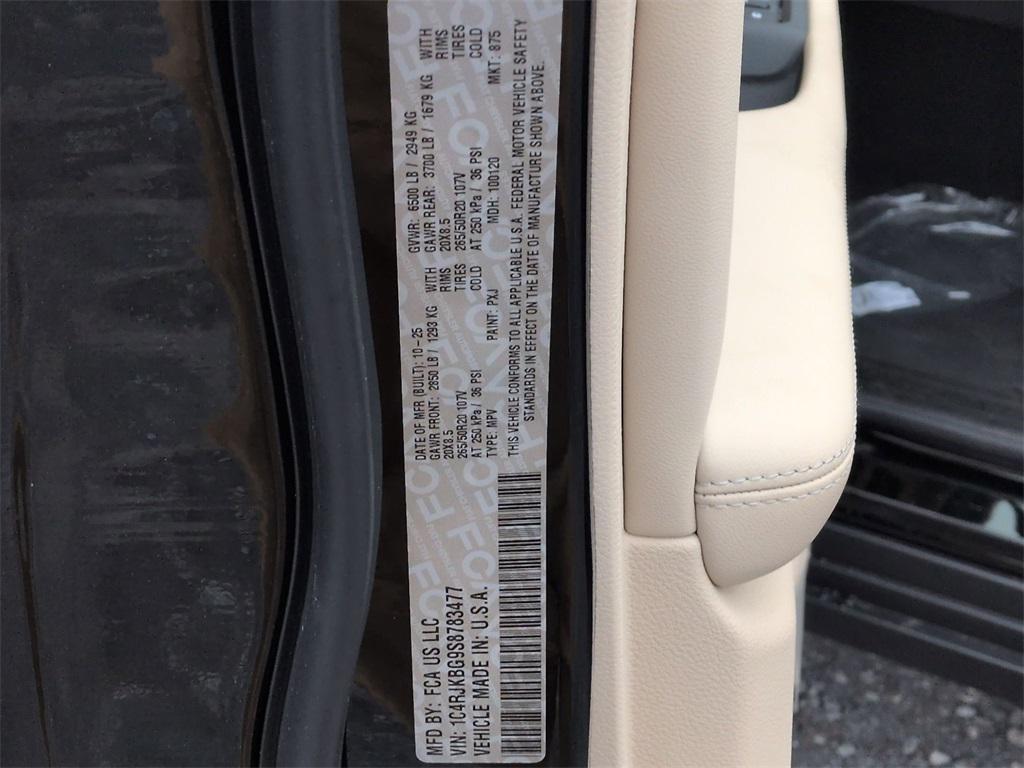 new 2025 Jeep Grand Cherokee L car, priced at $49,720