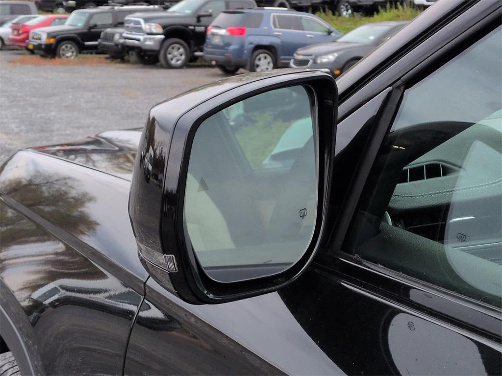 new 2025 Jeep Grand Cherokee L car, priced at $49,720