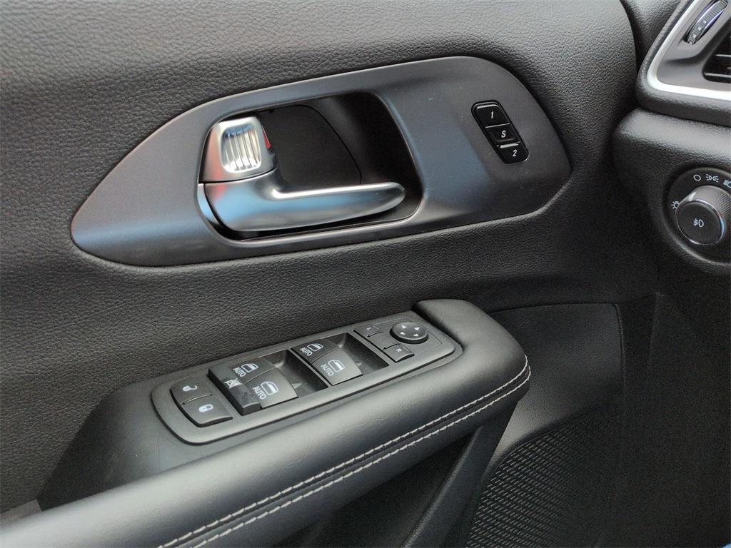 new 2026 Chrysler Pacifica car, priced at $44,610