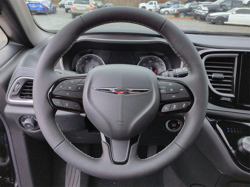 new 2026 Chrysler Pacifica car, priced at $44,610